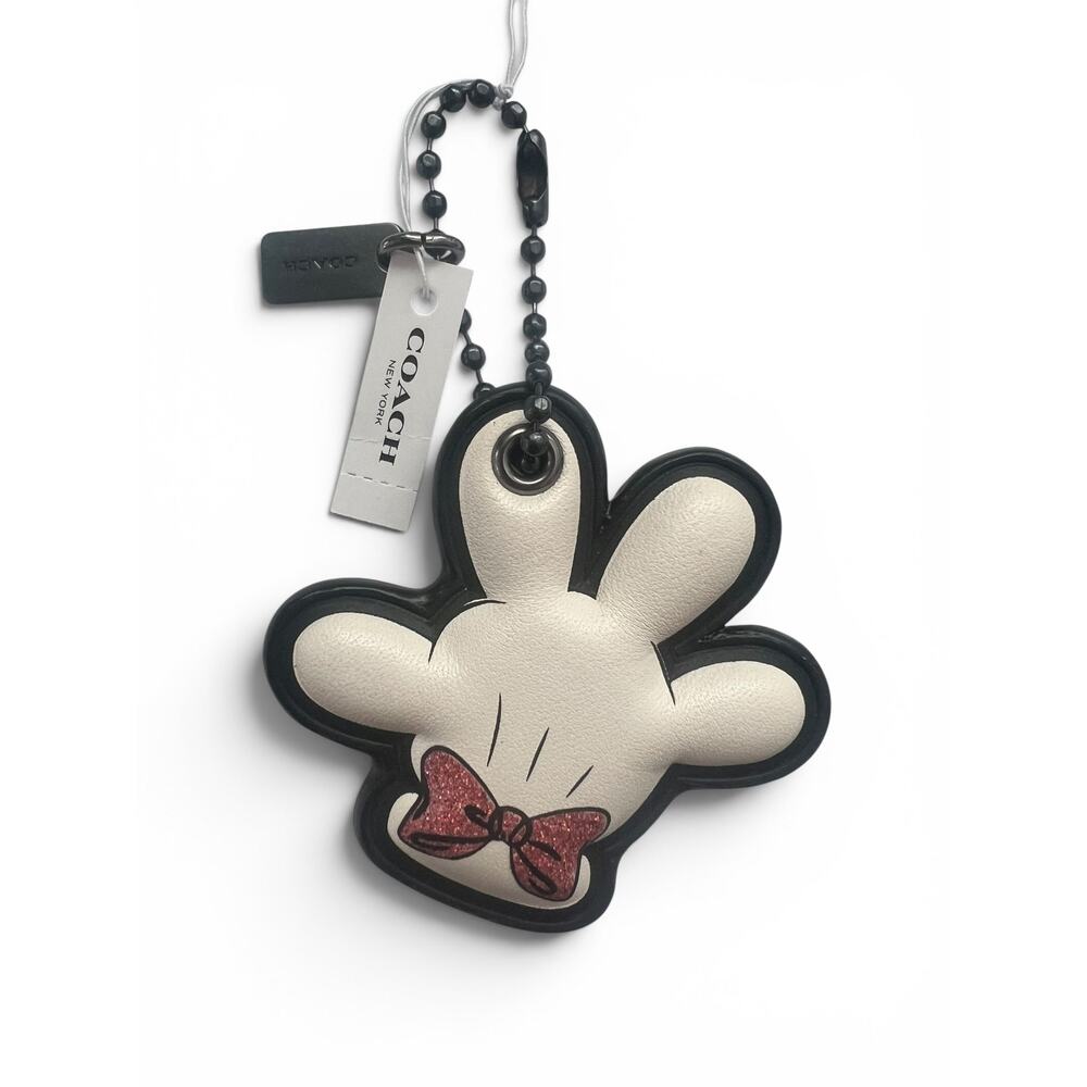 NWT Disney x Coach Boxed Minnie Mouse Glove Hangtag Key Chain Fob F30899